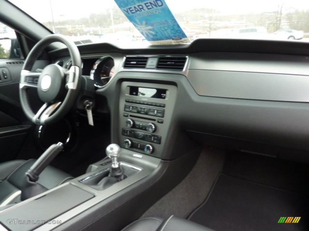 2011 Mustang GT Premium Coupe - Ebony Black / Charcoal Black/Cashmere photo #16