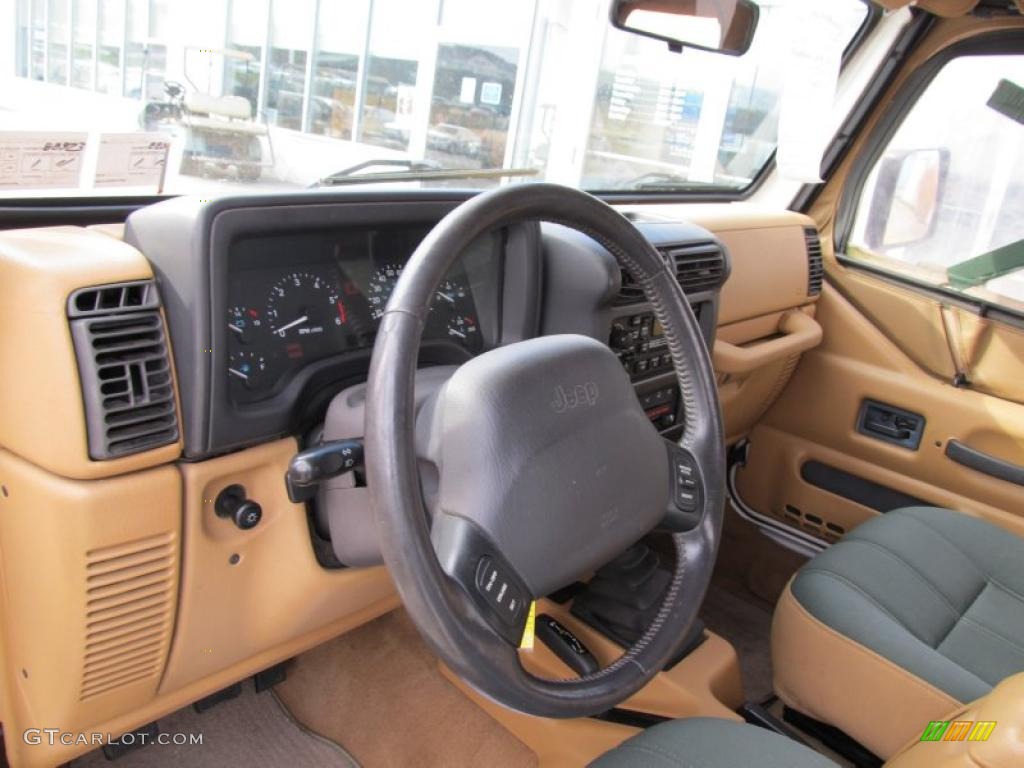 Green/Khaki Interior 1998 Jeep Wrangler Sahara 4x4 Photo #40507730