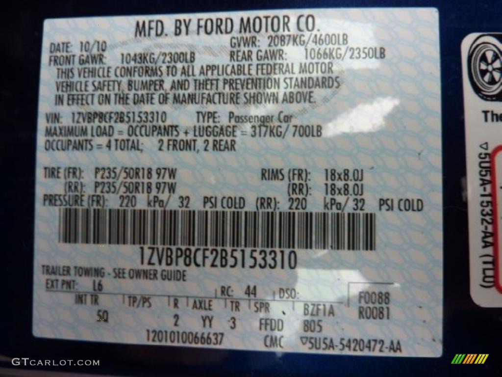 2011 Mustang GT Premium Coupe - Kona Blue Metallic / Charcoal Black/Cashmere photo #17