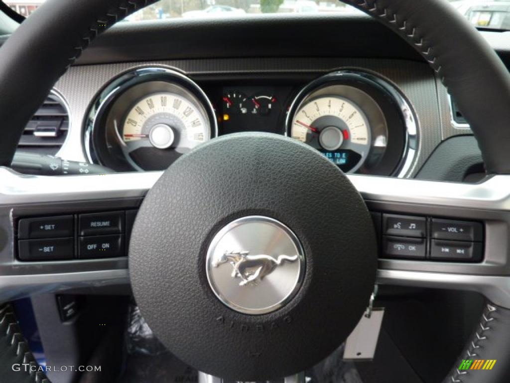 2011 Mustang GT Premium Coupe - Kona Blue Metallic / Charcoal Black/Cashmere photo #19
