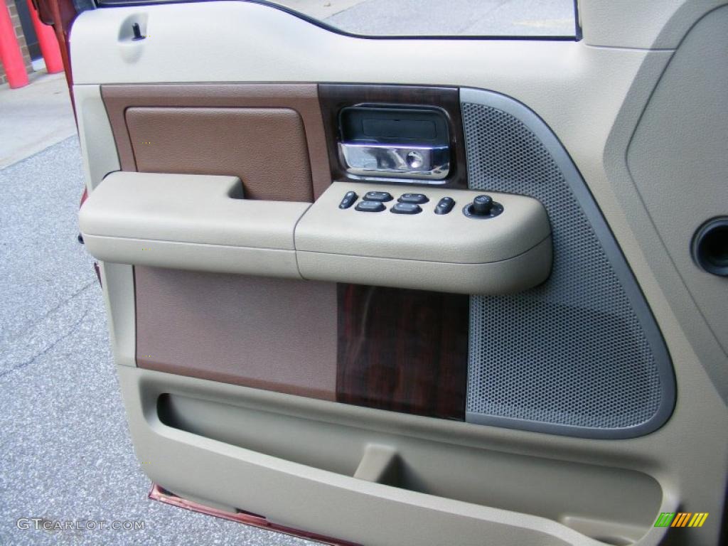 2007 Ford F150 King Ranch SuperCrew 4x4 Castano Brown Leather Door Panel Photo #40508606