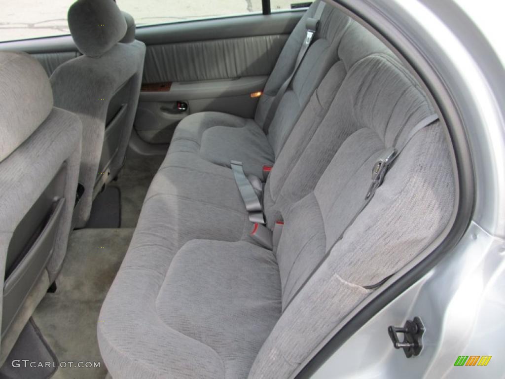 Medium Gray Interior 2000 Buick Park Avenue Standard Park Avenue Model Photo #40509306
