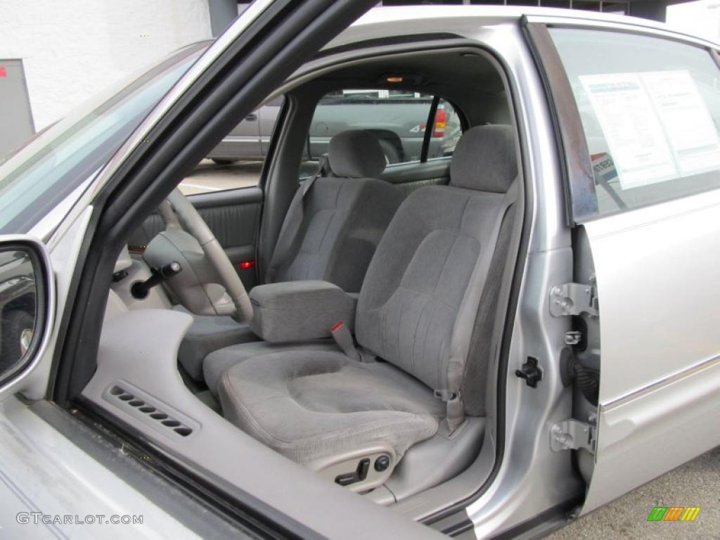 Medium Gray Interior 2000 Buick Park Avenue Standard Park Avenue Model Photo #40509374