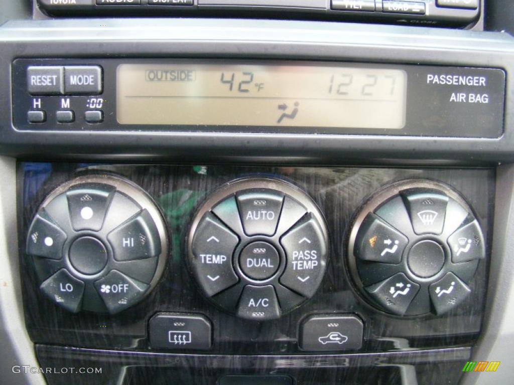 2007 Toyota 4Runner Limited 4x4 Controls Photo #40509494