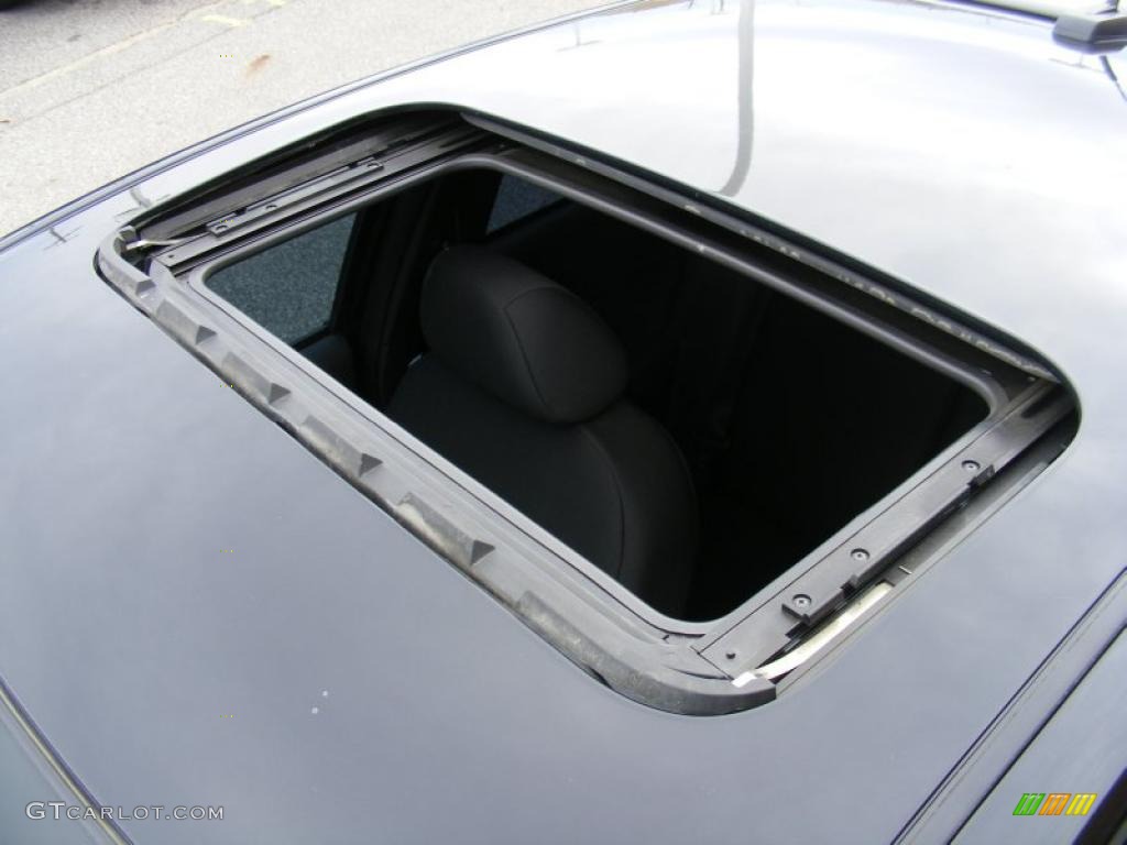 2010 Ford Focus SES Coupe Sunroof Photos