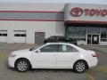 Super White - Camry XLE Photo No. 2