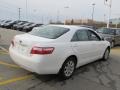 Super White - Camry XLE Photo No. 6