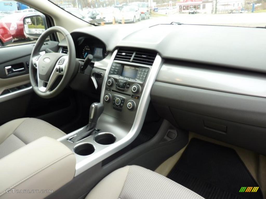 2011 Ford Edge SEL AWD Medium Light Stone Dashboard Photo #40511154