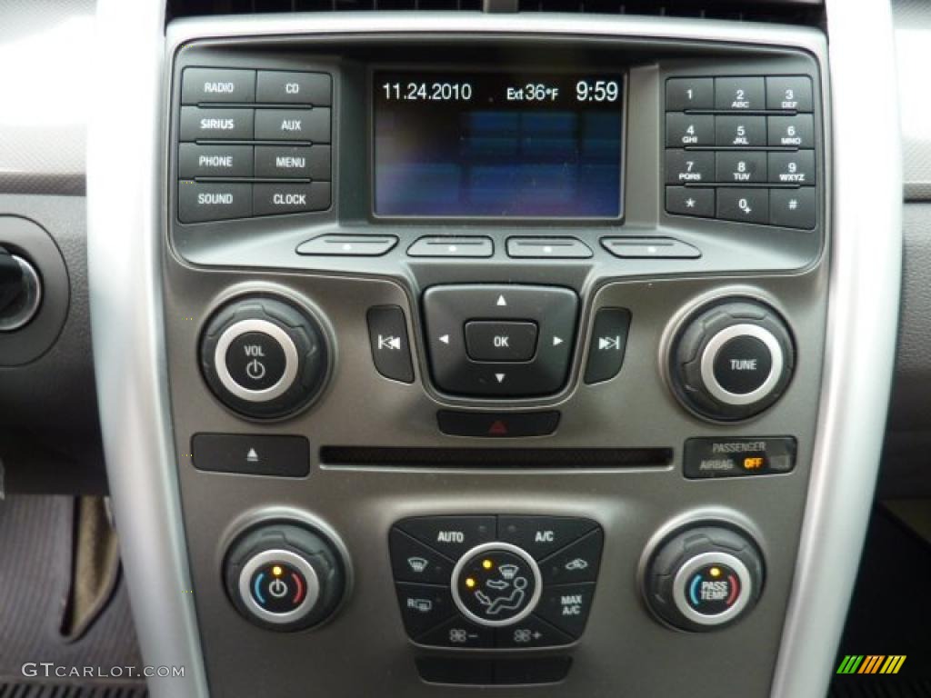 2011 Ford Edge SEL AWD Controls Photo #40511178