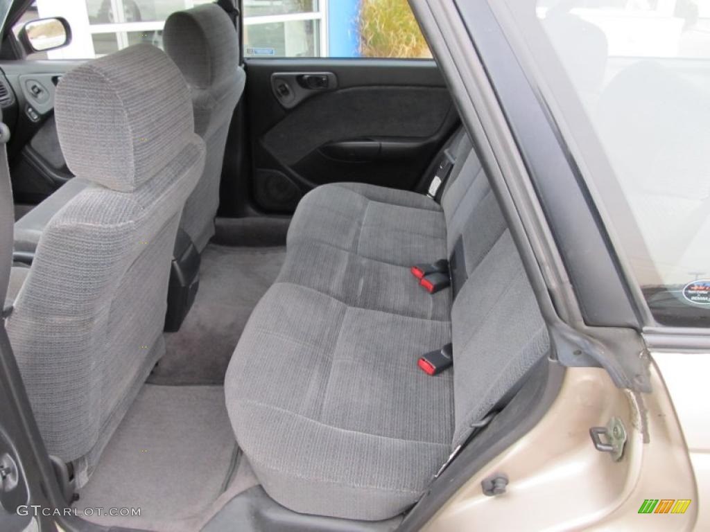 Gray Interior 1999 Subaru Legacy L Wagon Photo #40511938