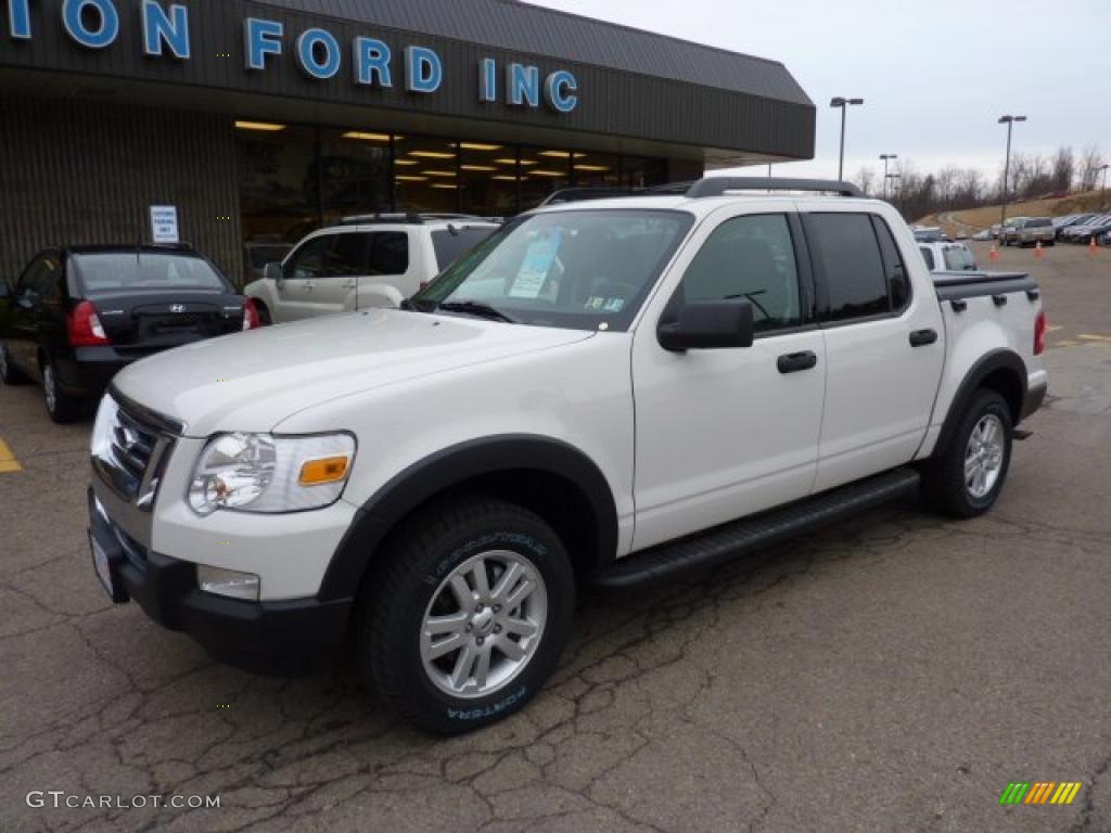 White Suede 2010 Ford Explorer Sport Trac XLT 4x4 Exterior Photo #40512410