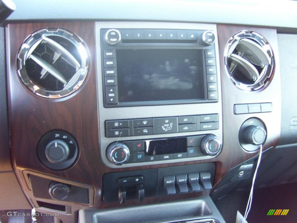 2011 F450 Super Duty Lariat Crew Cab 4x4 Dually - Tuxedo Black Metallic / Black Two Tone photo #33
