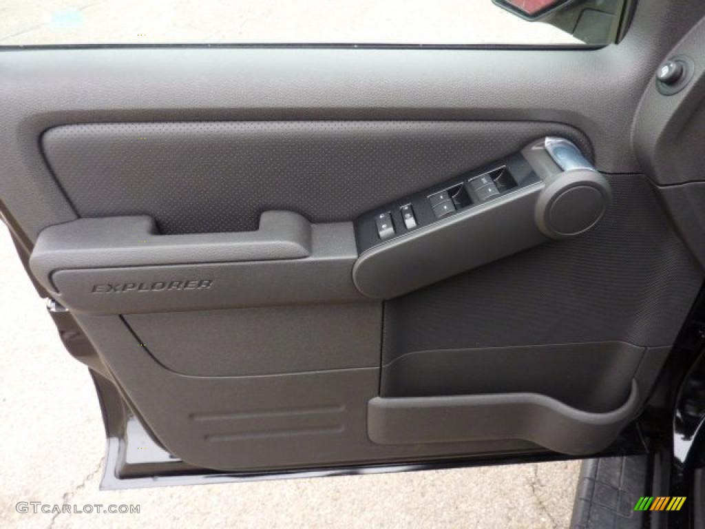 2010 Ford Explorer Sport Trac Adrenalin AWD Adrenalin Charcoal Black Door Panel Photo #40514322