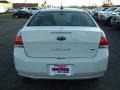 White Suede - Focus SE Sedan Photo No. 4