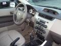 White Suede - Focus SE Sedan Photo No. 15