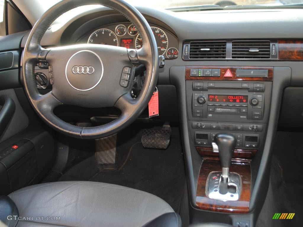 2002 Audi Allroad 2.7T quattro Platinum/Saber Black Dashboard Photo #40519598