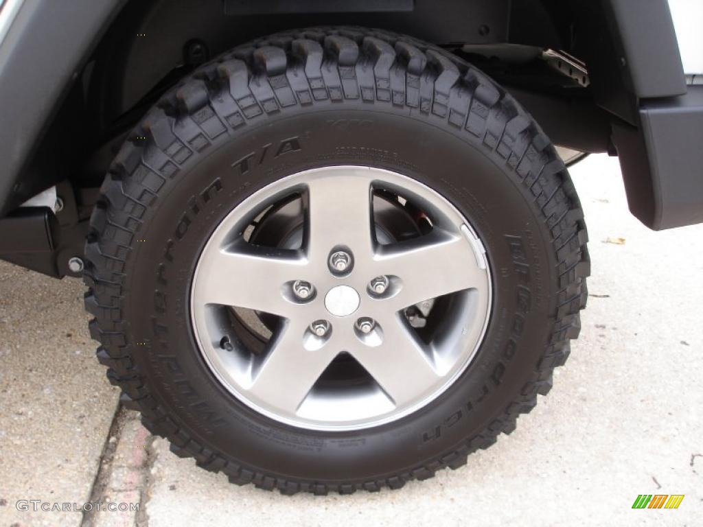 2010 Jeep Wrangler Unlimited Rubicon 4x4 Wheel Photo #40521170