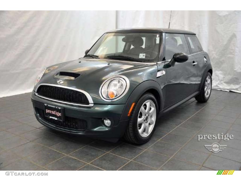 2010 Cooper S Hardtop - British Racing Green Metallic / Grey/Carbon Black photo #1