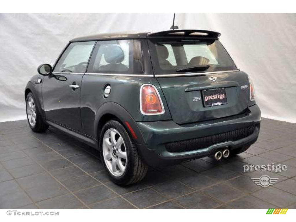 2010 Cooper S Hardtop - British Racing Green Metallic / Grey/Carbon Black photo #4