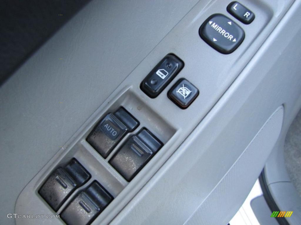 2004 4Runner SR5 - Natural White / Stone photo #11