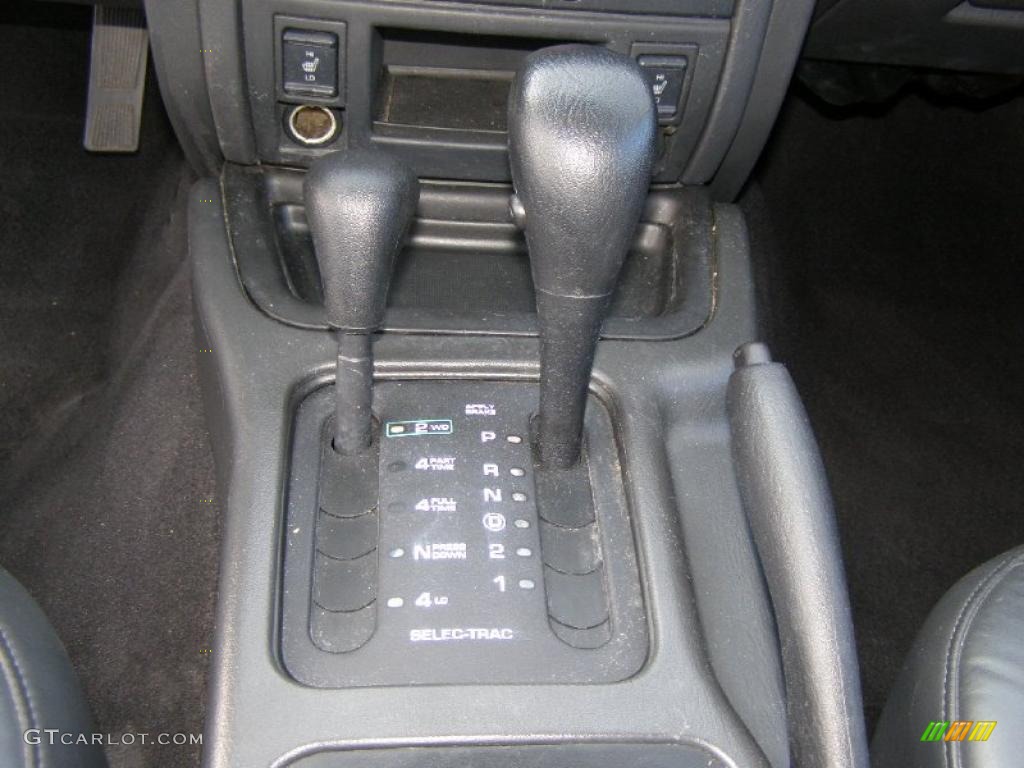 2003 Grand Cherokee Laredo 4x4 - Stone White / Dark Slate Gray photo #14
