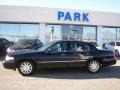 2010 Black Lincoln Town Car Signature Limited  photo #21