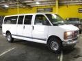 2002 Summit White GMC Savana Van G2500 SLE Passenger  photo #1