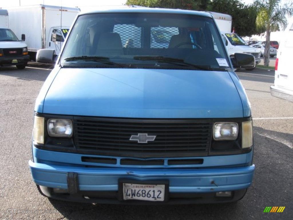 1994 Astro Cargo Van - Light Quasar Blue Metallic / Gray photo #2