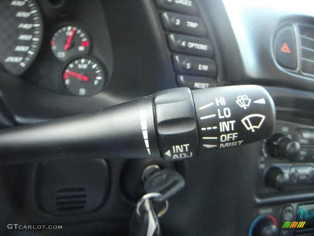 2002 Chevrolet Corvette Z06 Controls Photo #40536541