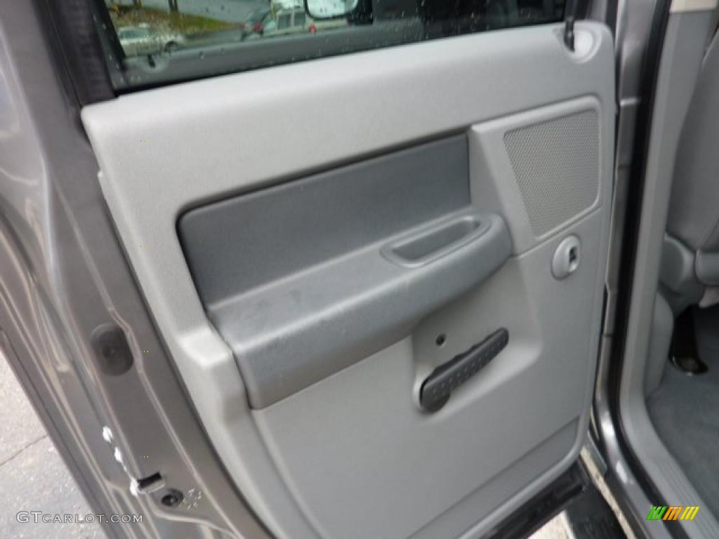 2007 Ram 1500 ST Quad Cab 4x4 - Mineral Gray Metallic / Medium Slate Gray photo #21
