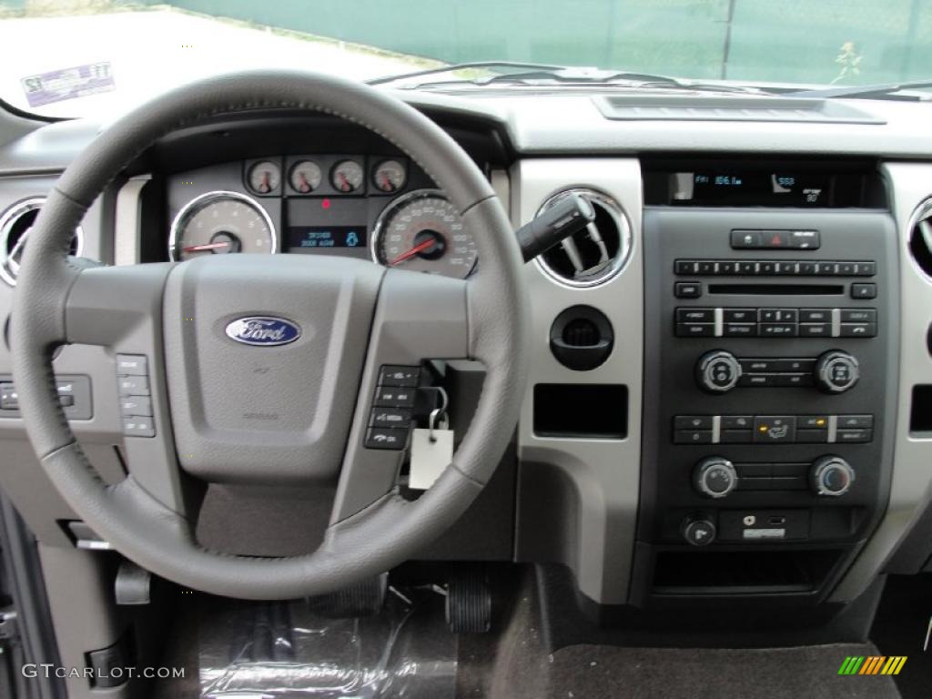 2010 F150 XLT SuperCrew - Sterling Grey Metallic / Medium Stone photo #24