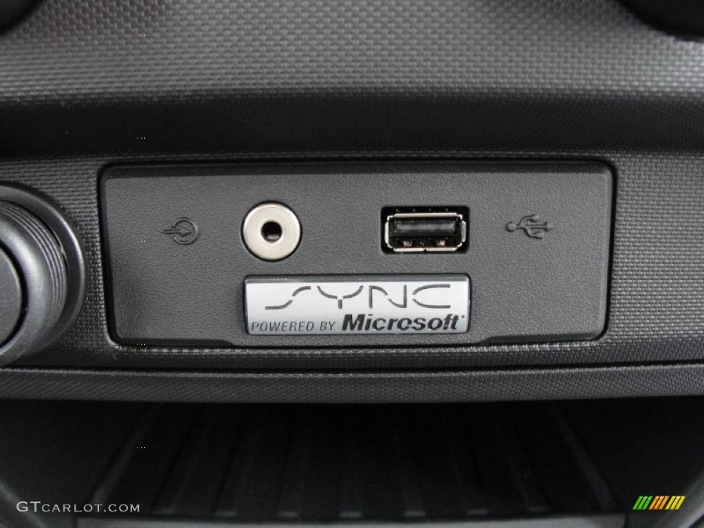 2010 F150 XLT SuperCrew - Sterling Grey Metallic / Medium Stone photo #29