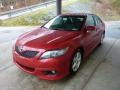 Barcelona Red Metallic - Camry SE Photo No. 5