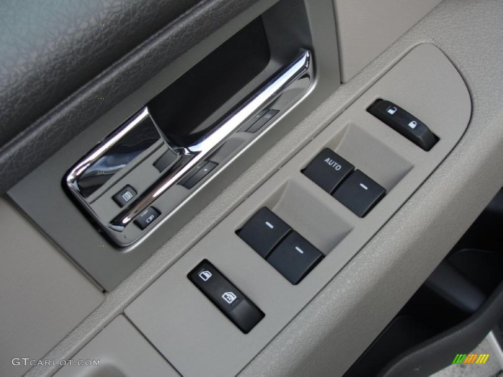 2010 F150 XLT SuperCrew - Sterling Grey Metallic / Medium Stone photo #21