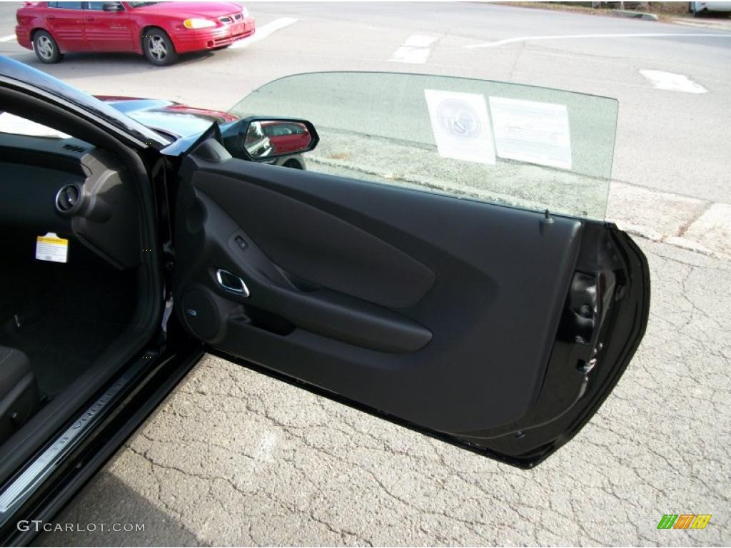 2011 Chevrolet Camaro SS Coupe Black Door Panel Photo #40538113