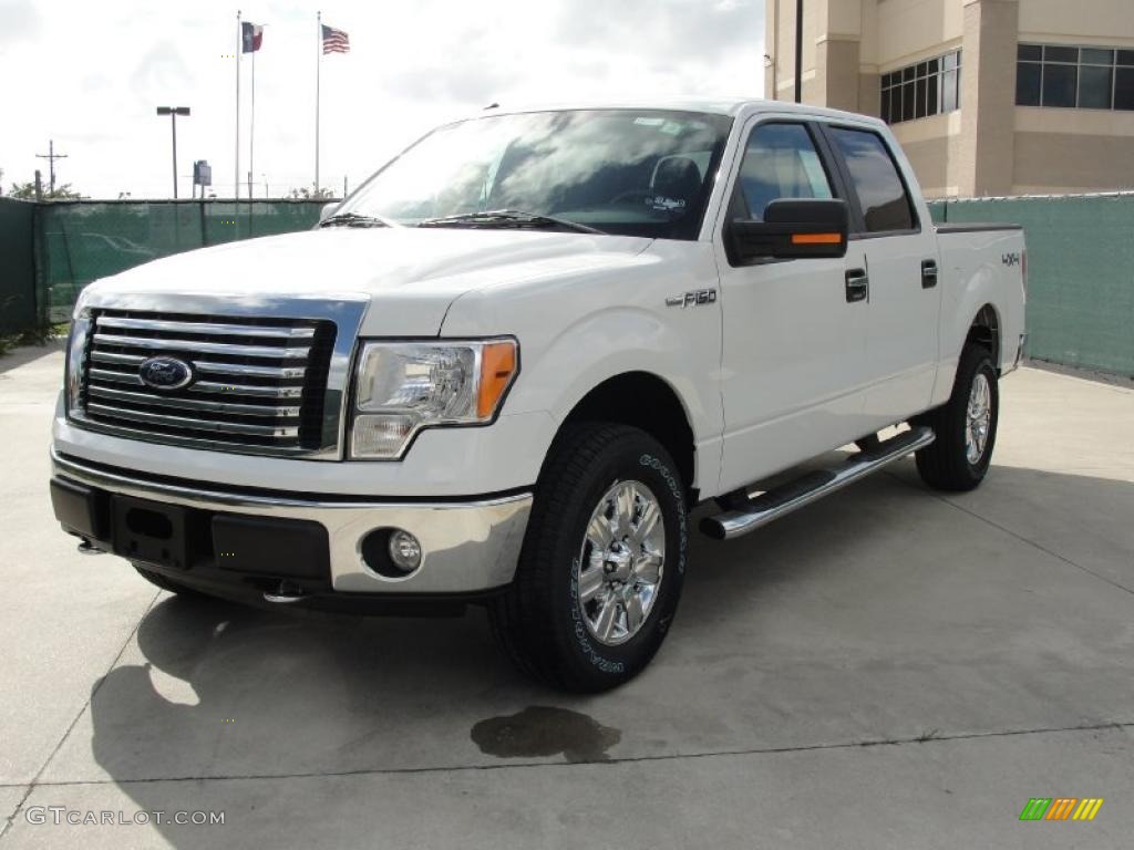 2010 F150 Lariat SuperCrew 4x4 - Oxford White / Medium Stone photo #7