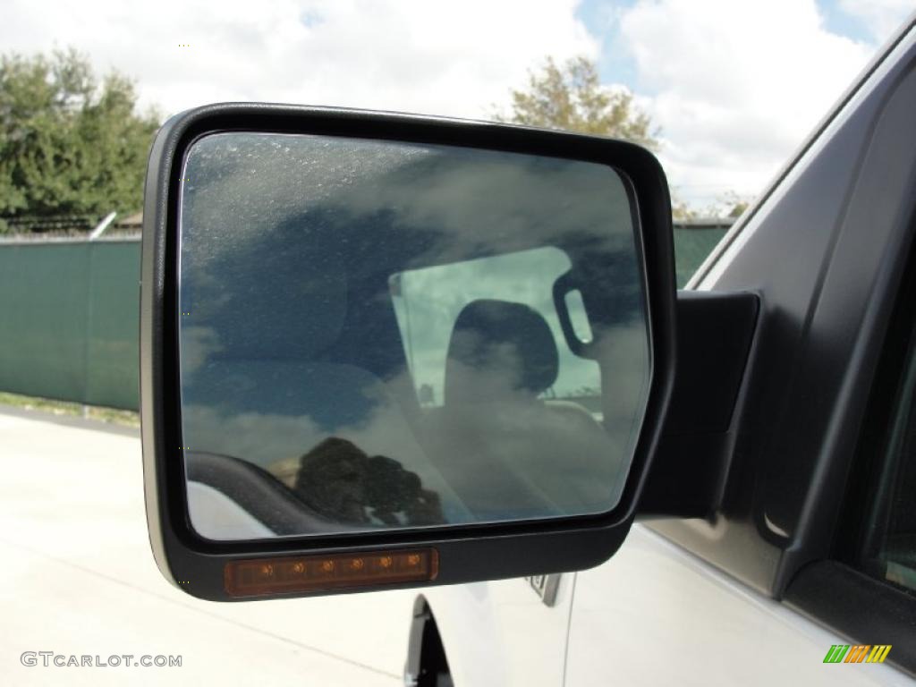 2010 F150 Lariat SuperCrew 4x4 - Oxford White / Medium Stone photo #14