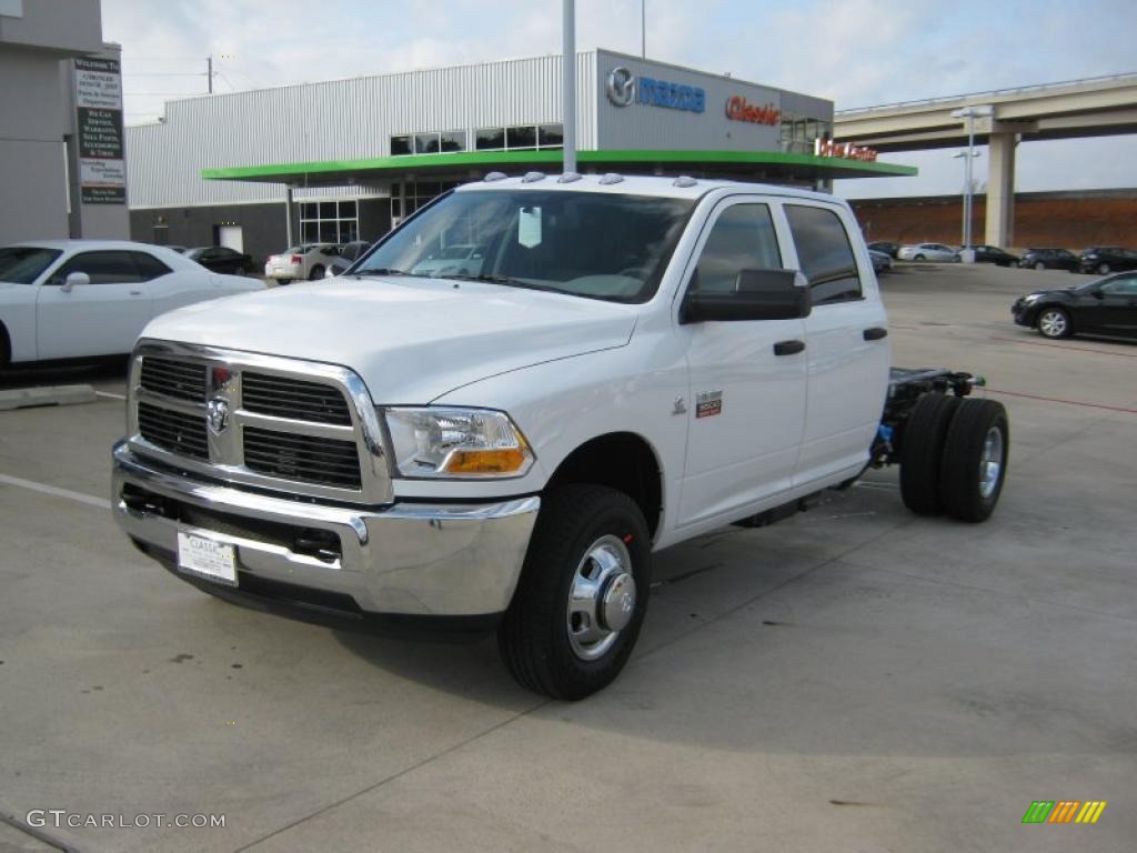 2011 Ram 3500 HD SLT Crew Cab 4x4 Chassis - Bright White / Dark Slate Gray/Medium Graystone photo #1