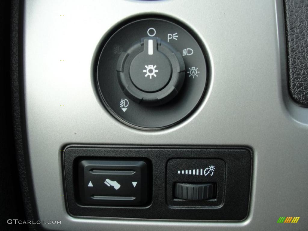 2010 F150 FX4 SuperCrew 4x4 - Sterling Grey Metallic / Black photo #36