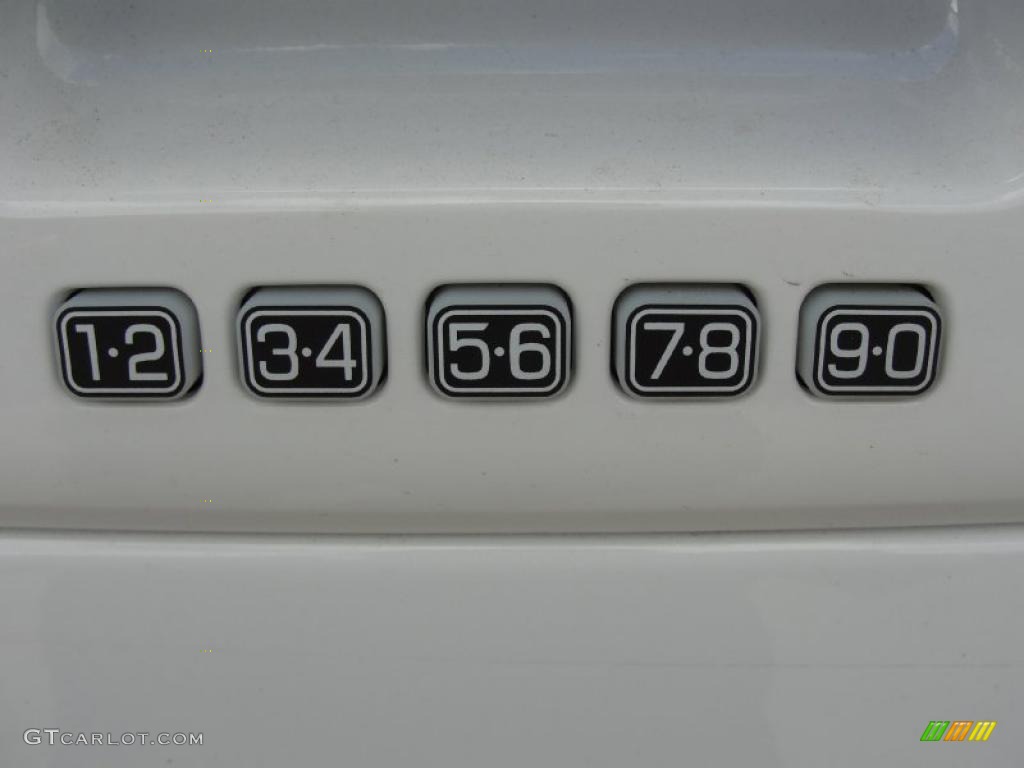 2010 F150 Lariat SuperCrew 4x4 - Oxford White / Black photo #14