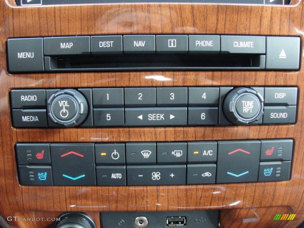 2010 F150 Lariat SuperCrew 4x4 - Tuxedo Black / Black photo #29