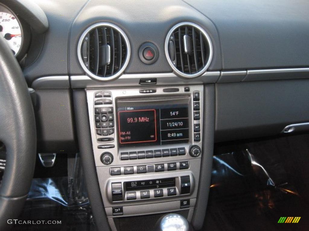 2005 Porsche Boxster S Controls Photo #40541925