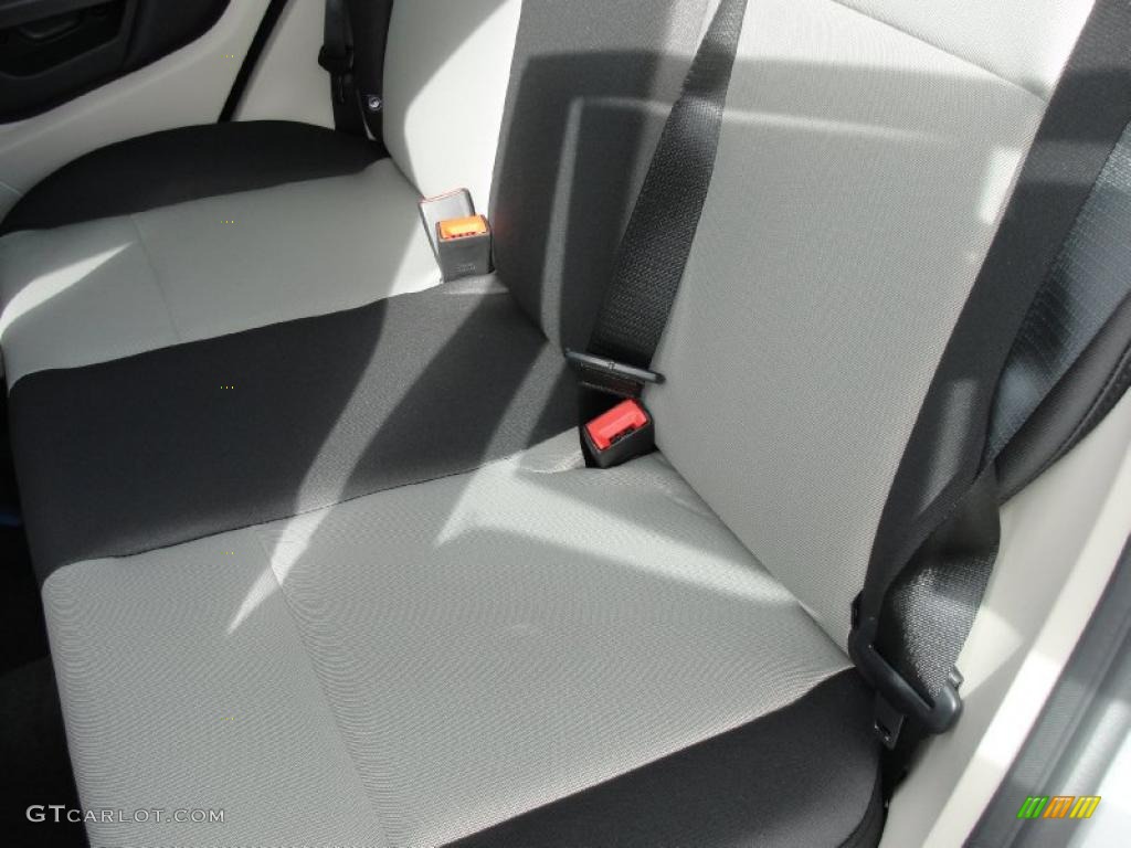 Light Stone/Charcoal Black Cloth Interior 2011 Ford Fiesta S Sedan Photo #40542281