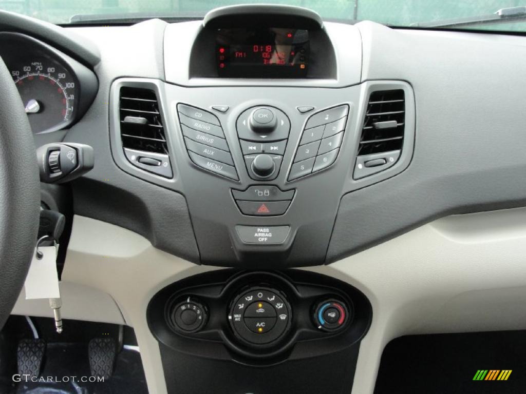 2011 Ford Fiesta S Sedan Controls Photo #40542385