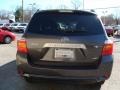 Magnetic Gray Metallic - Highlander 4WD Photo No. 8