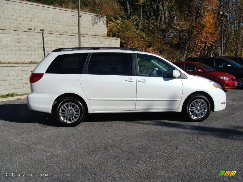 2007 Sienna XLE Limited AWD - Arctic Frost Pearl White / Stone photo #11