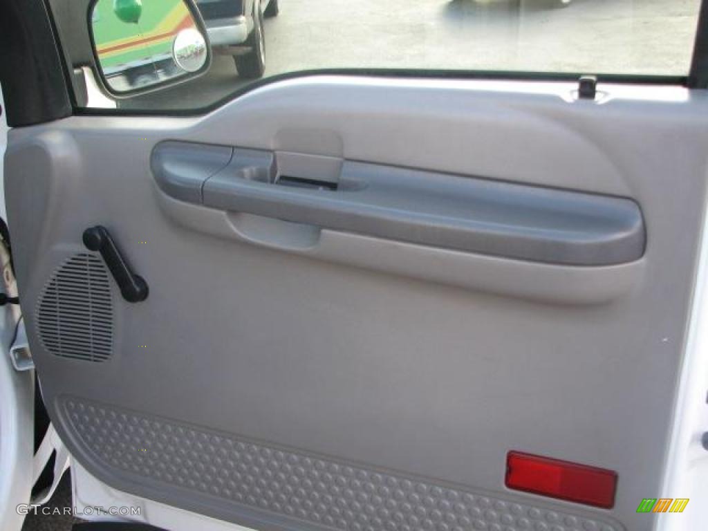 2000 Ford F350 Super Duty XL Regular Cab Medium Graphite Door Panel Photo #40550469