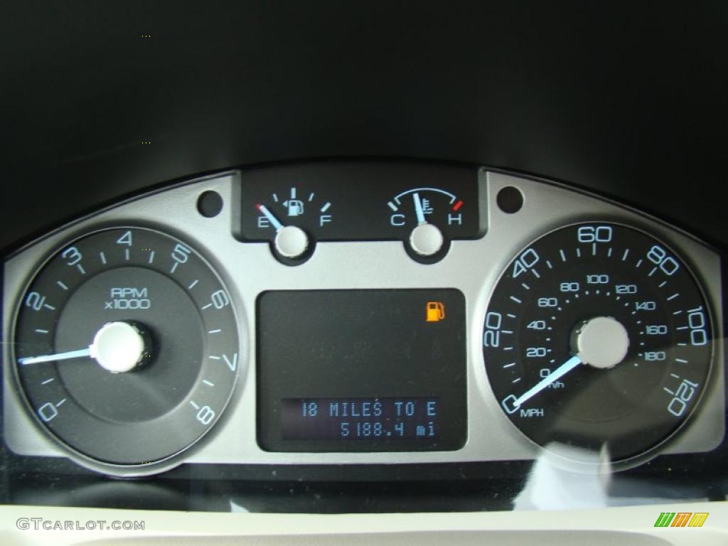 2011 Mercury Mariner I4 Gauges Photo #40557749
