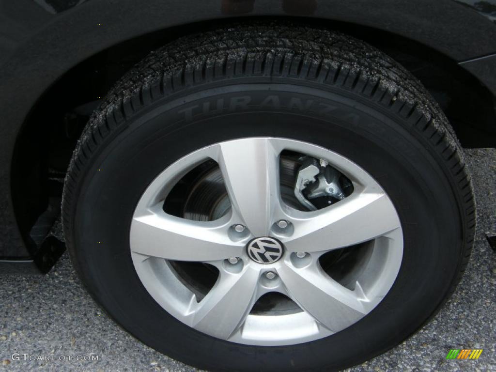 2010 Volkswagen Routan SE Wheel Photo #40558165