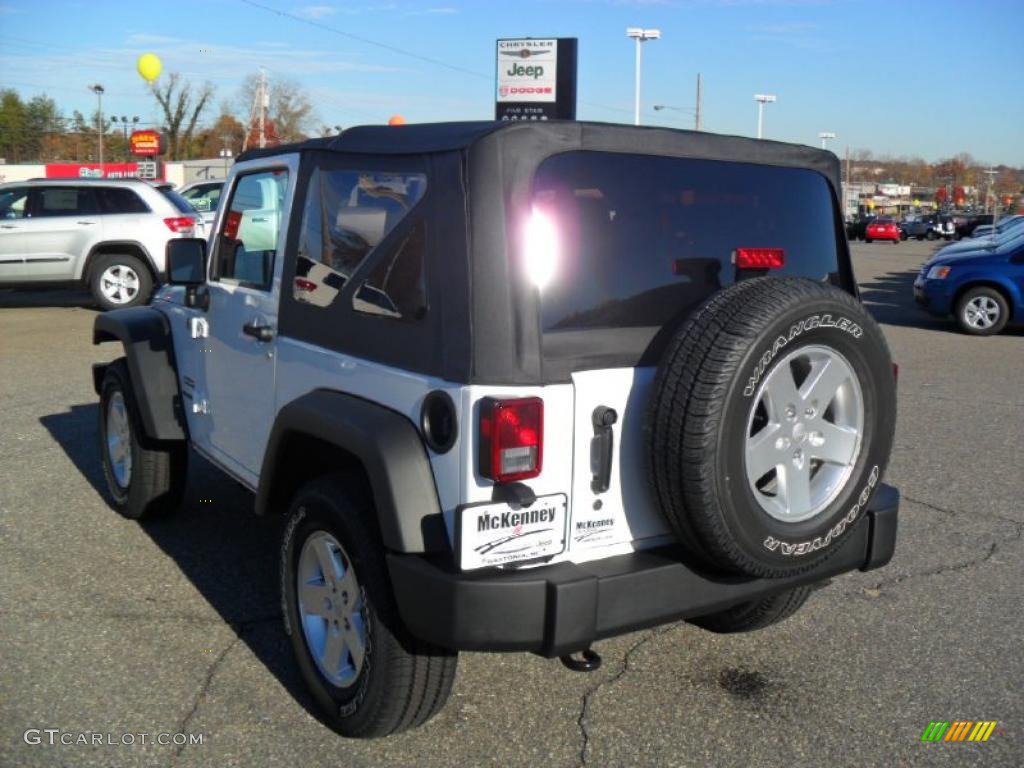 2011 Wrangler Sport S 4x4 - Bright White / Black photo #2